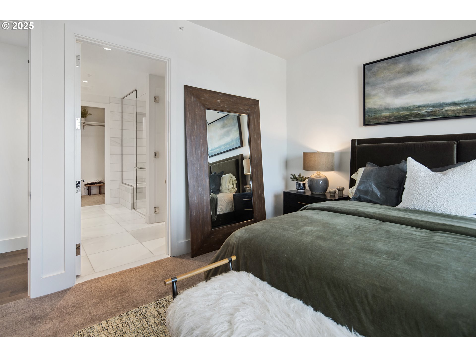 550 SW 10TH AVE 2306