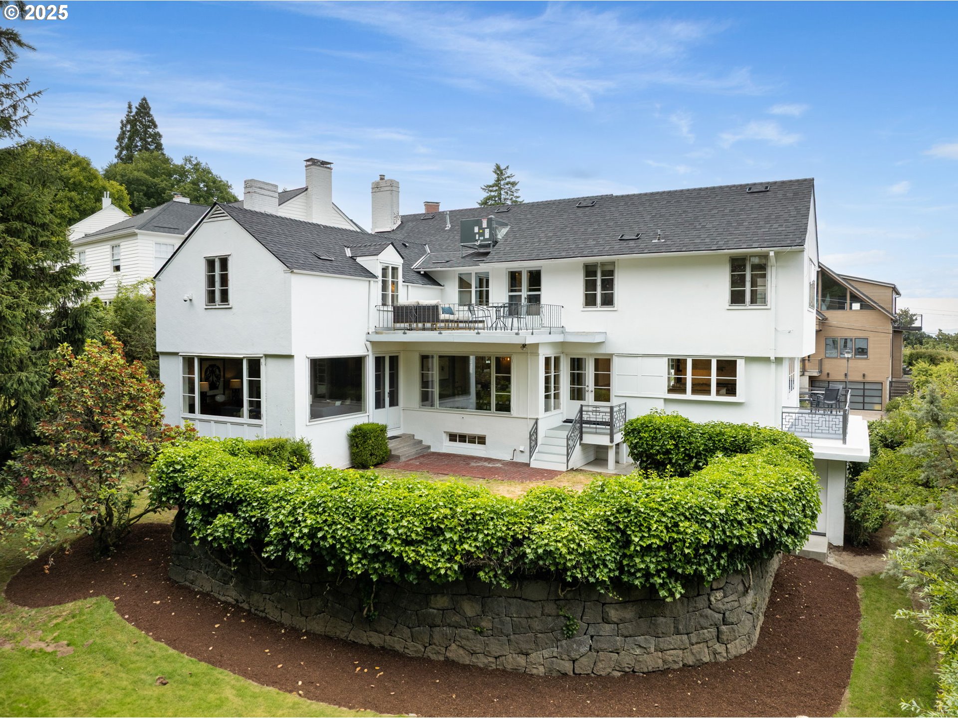 1136 SW DAVENPORT ST