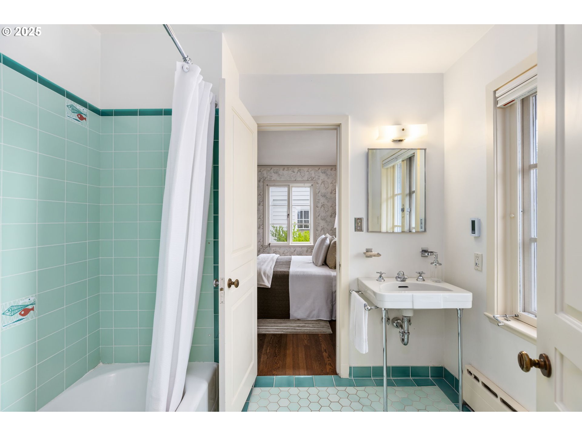 1136 SW DAVENPORT ST