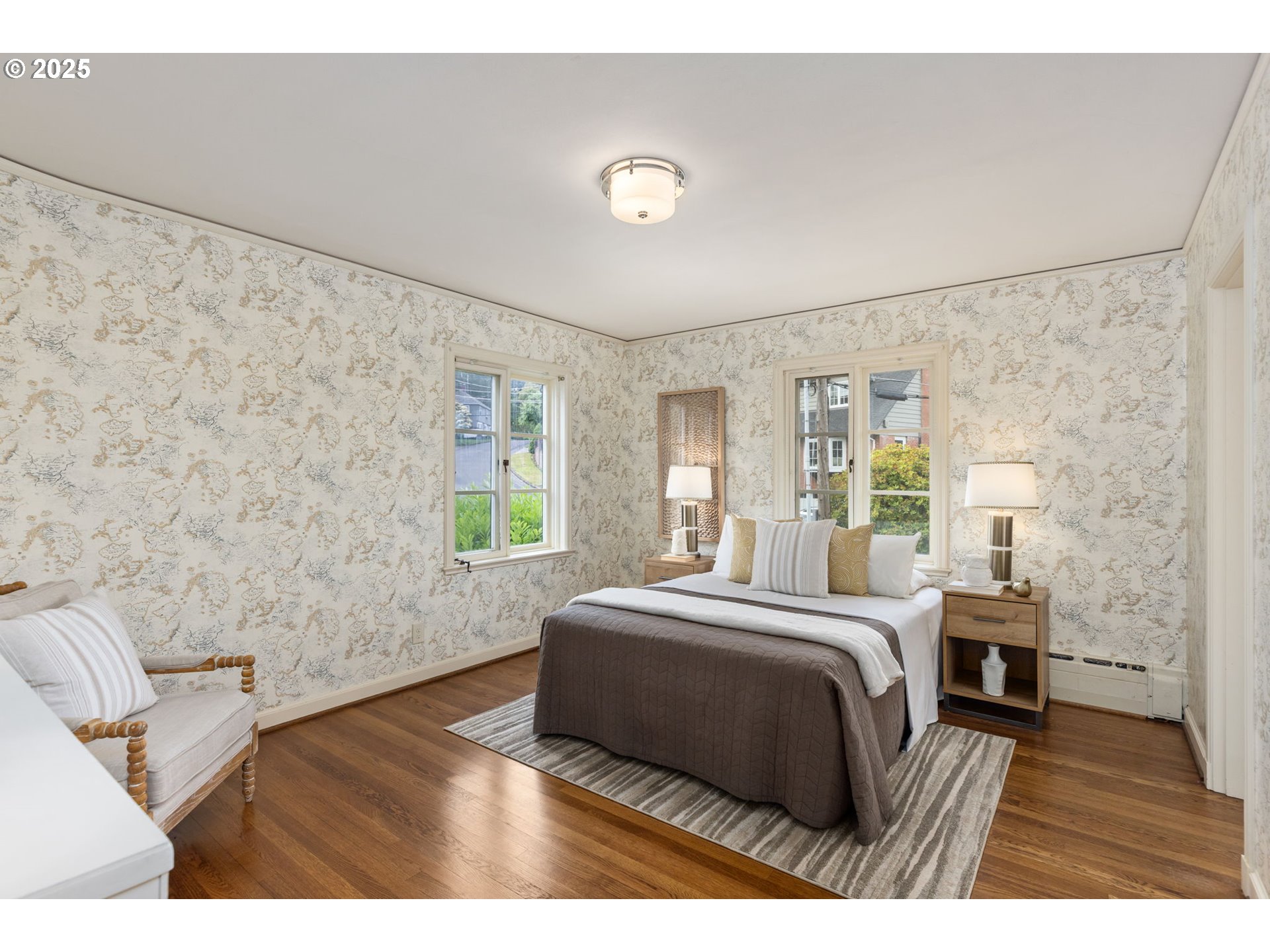 1136 SW DAVENPORT ST