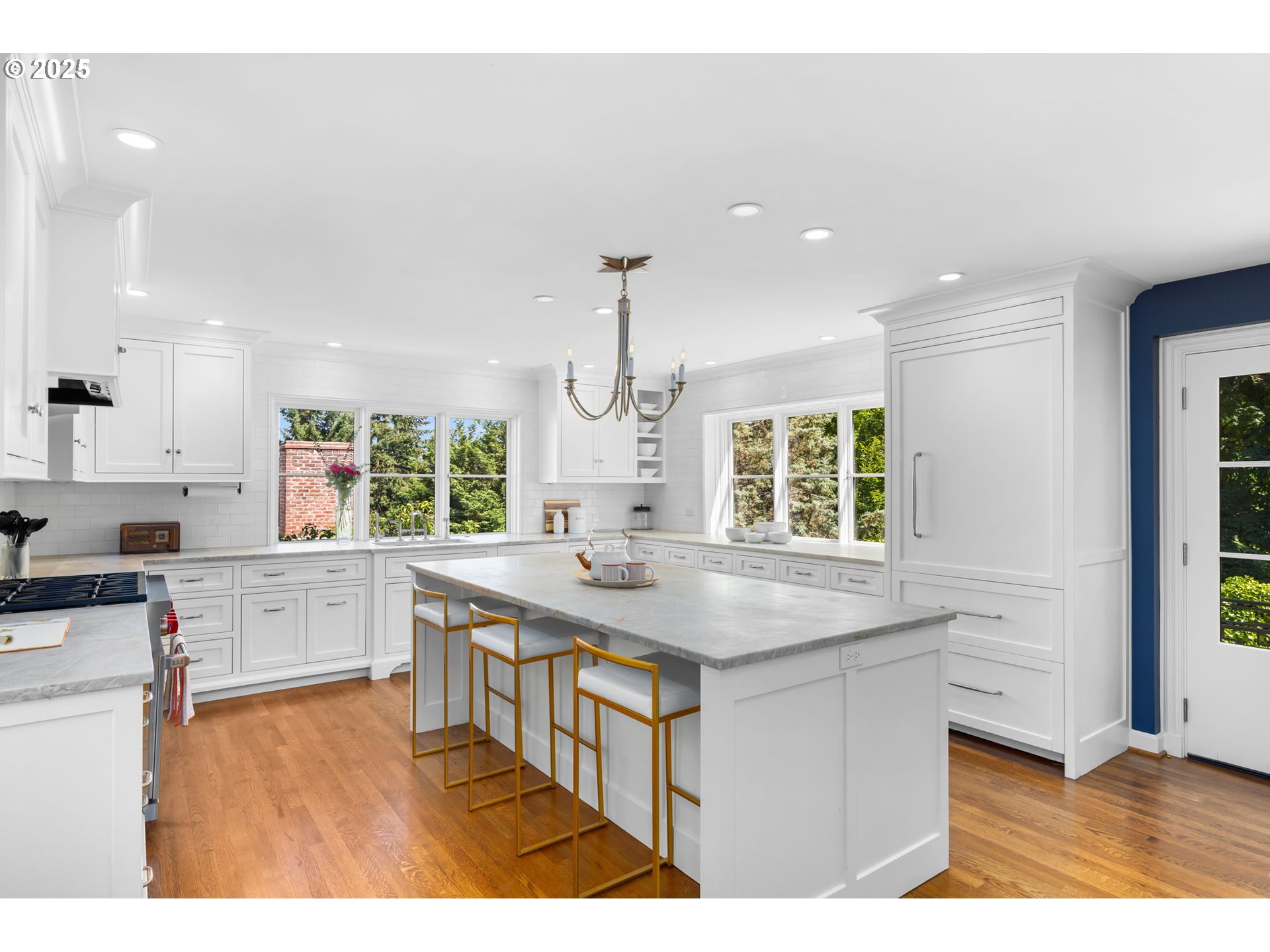 1136 SW DAVENPORT ST