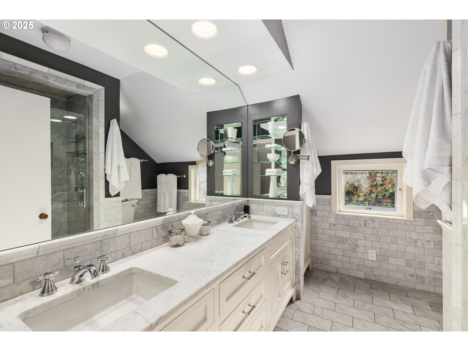 1136 SW DAVENPORT ST