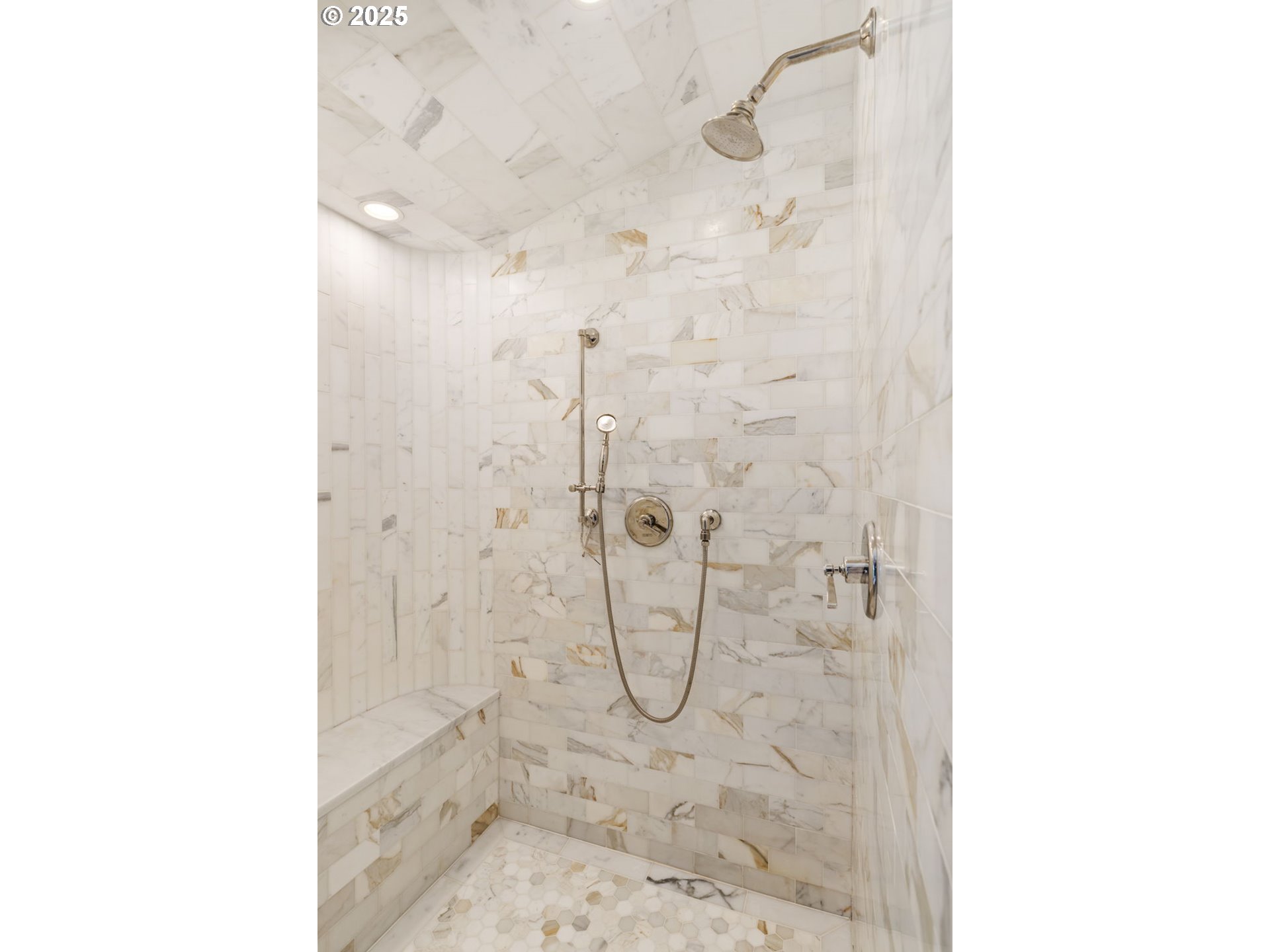 1136 SW DAVENPORT ST