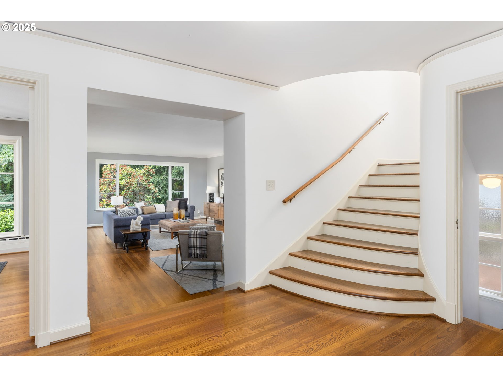 1136 SW DAVENPORT ST