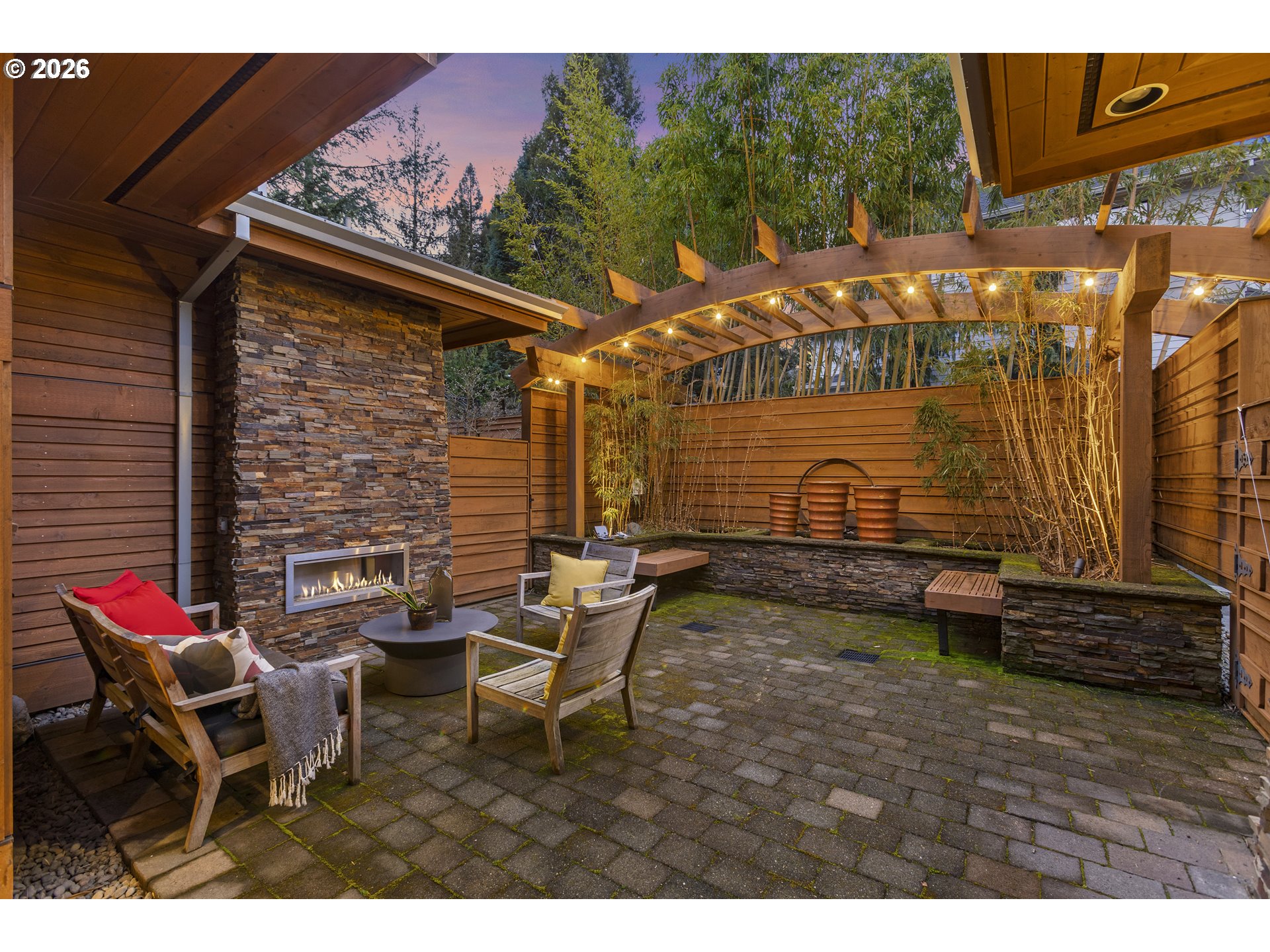 2826 COEUR D ALENE DR