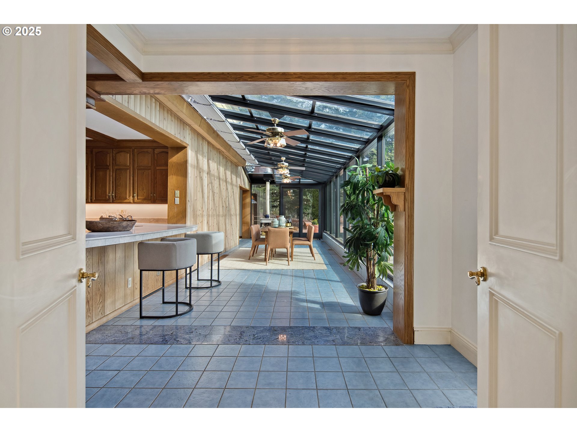 2732 SW SCHOLLS FERRY RD