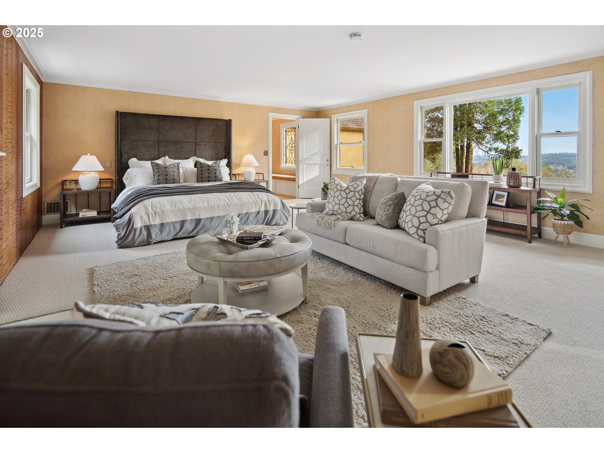 2732 SW SCHOLLS FERRY RD