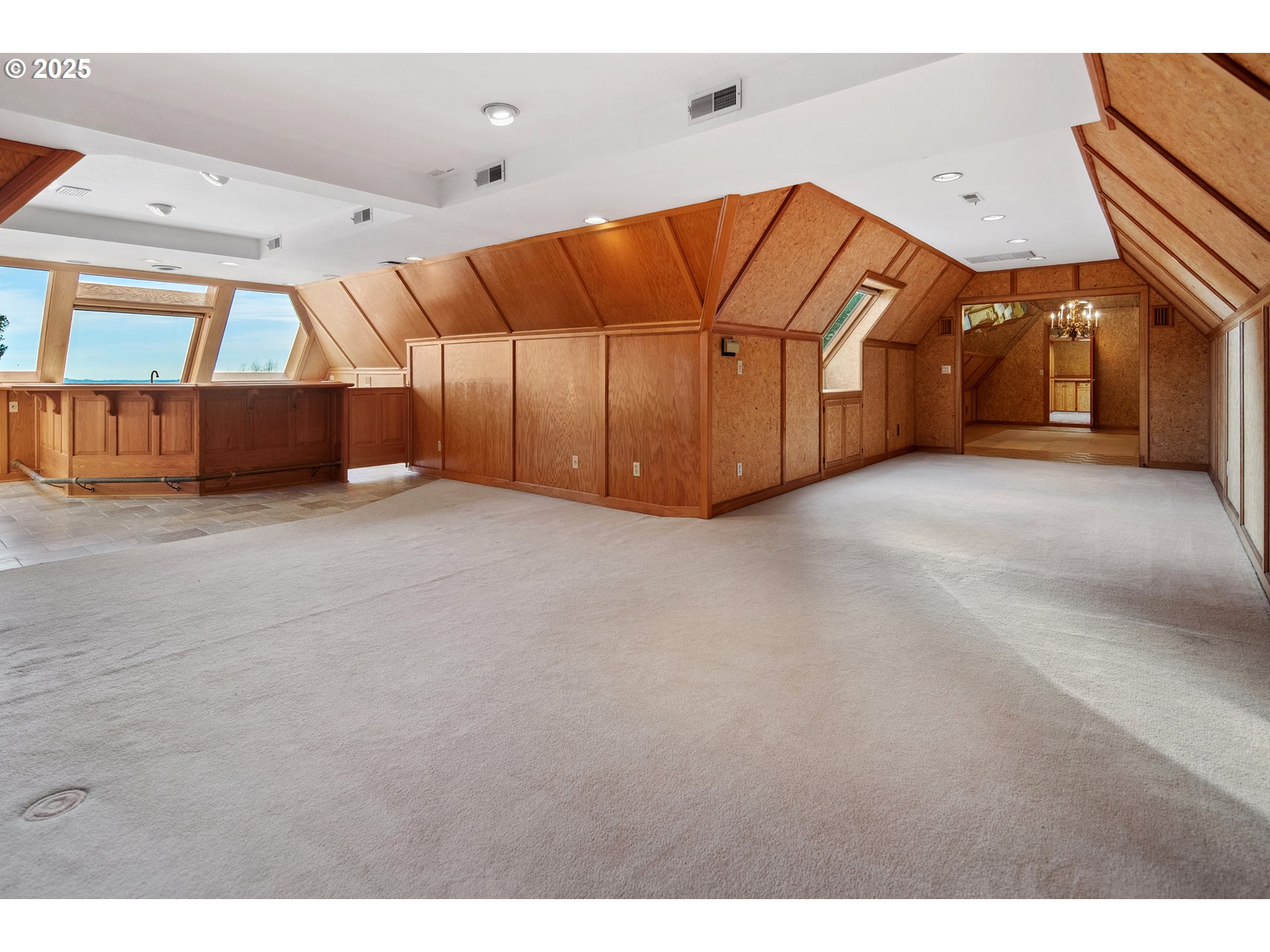 2732 SW SCHOLLS FERRY RD