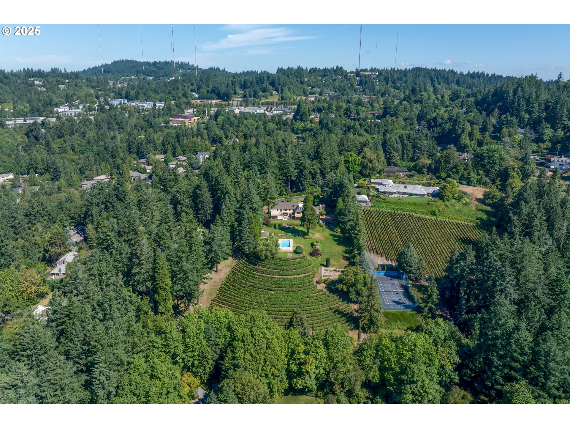 2732 SW SCHOLLS FERRY RD