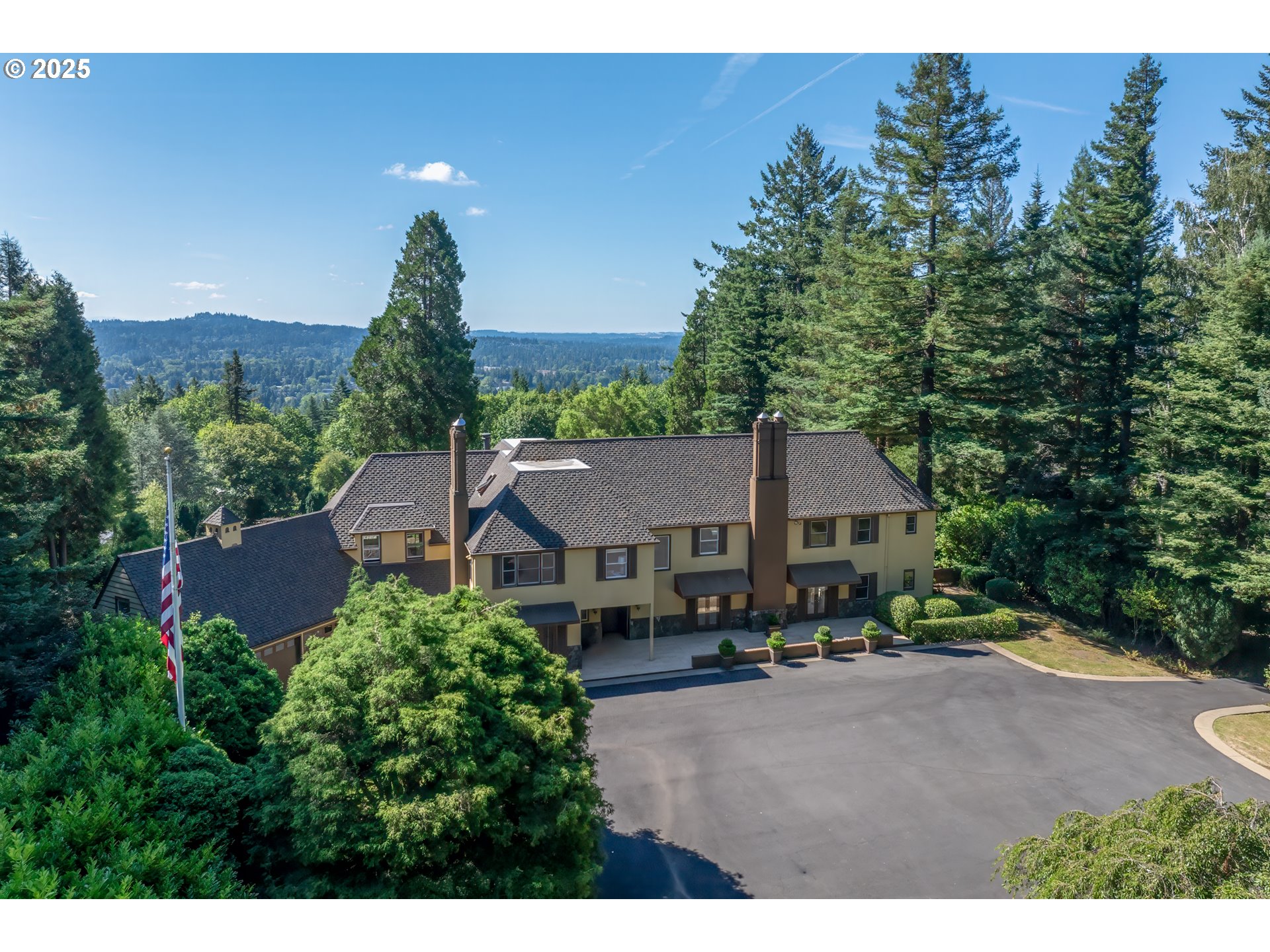 2732 SW SCHOLLS FERRY RD