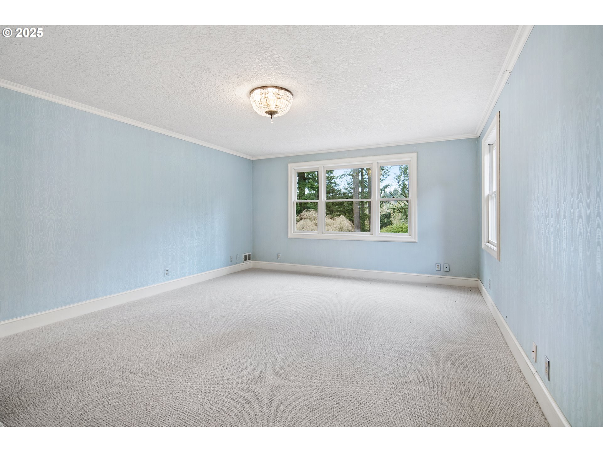 2732 SW SCHOLLS FERRY RD