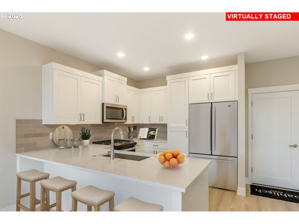 4240 SE CENTURY BLVD