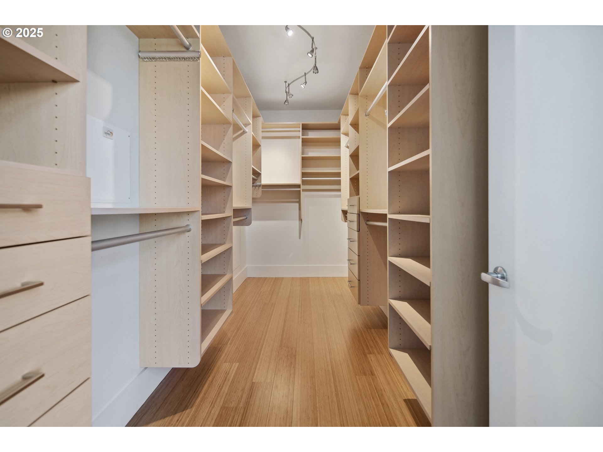 1001 NW LOVEJOY ST 605