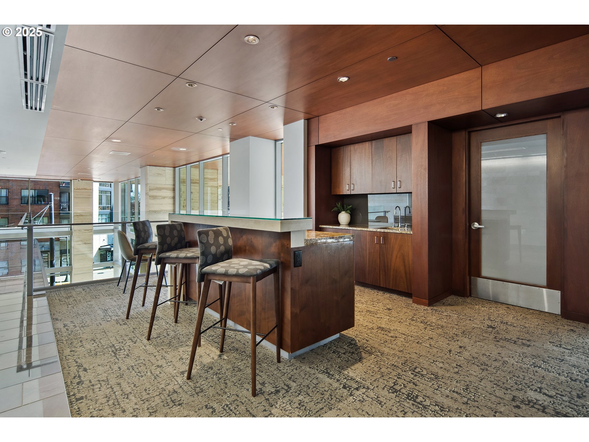 1001 NW LOVEJOY ST 605