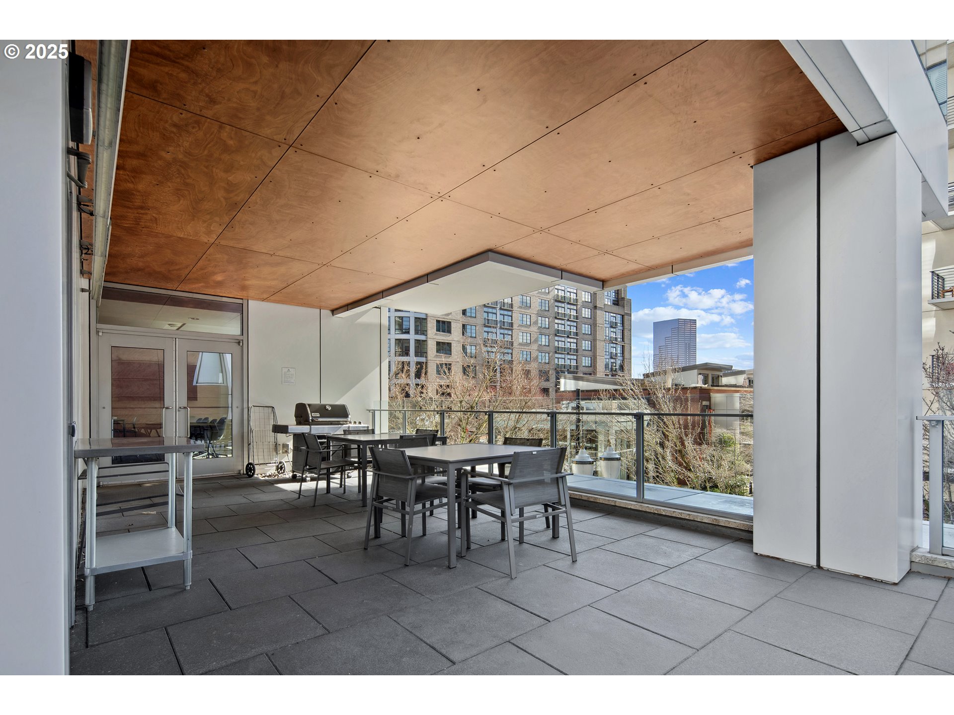 1001 NW LOVEJOY ST 605