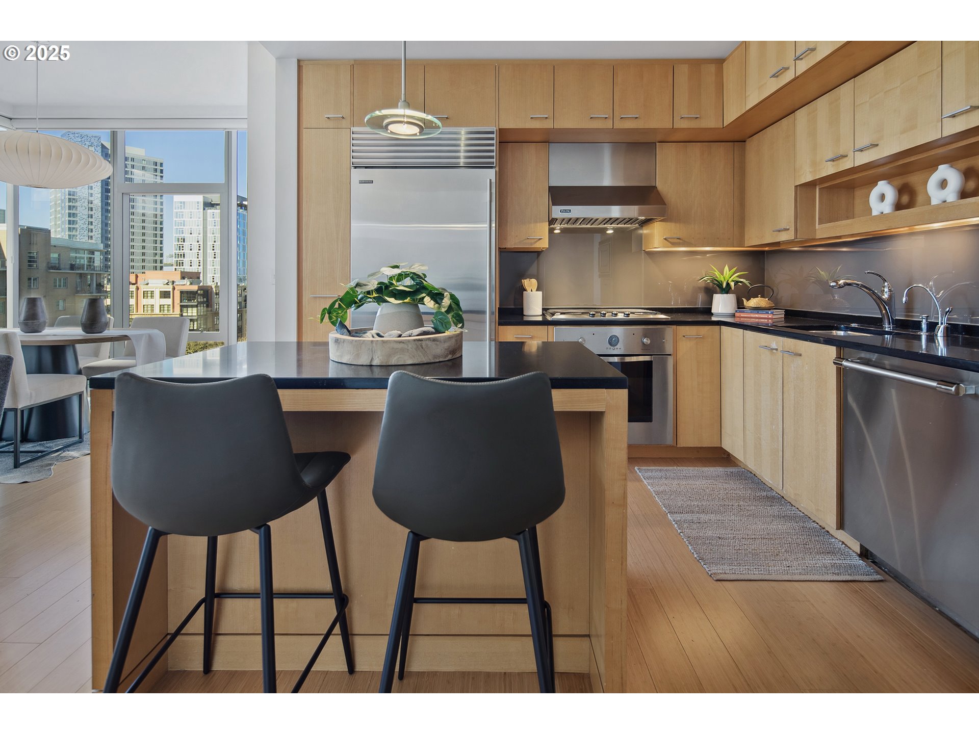 1001 NW LOVEJOY ST 605