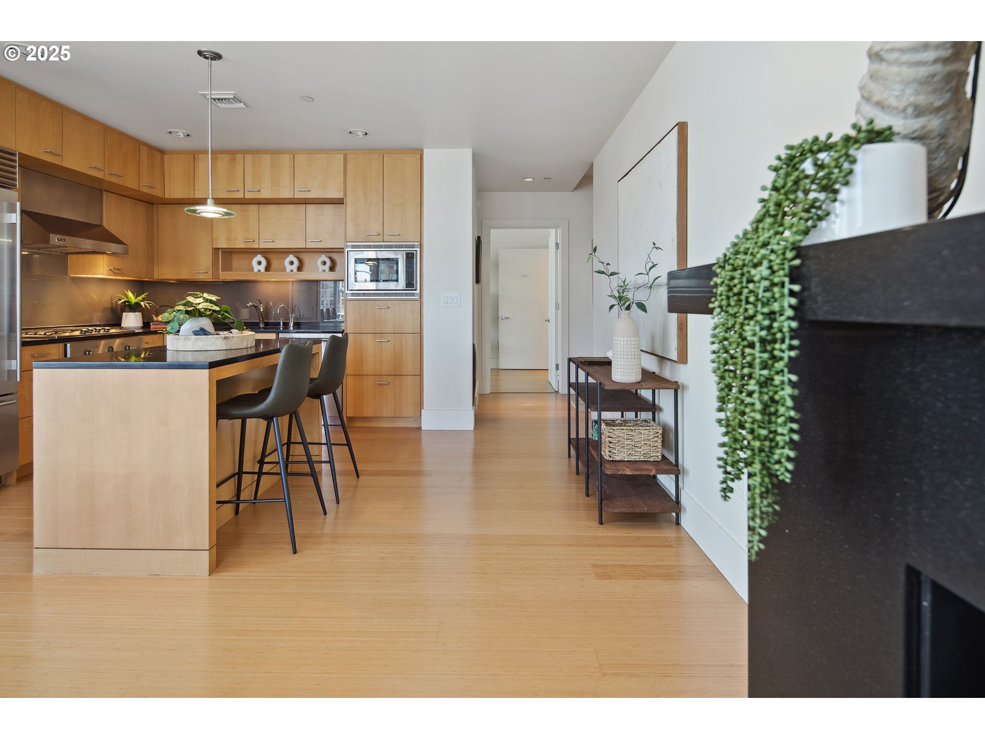 1001 NW LOVEJOY ST 605