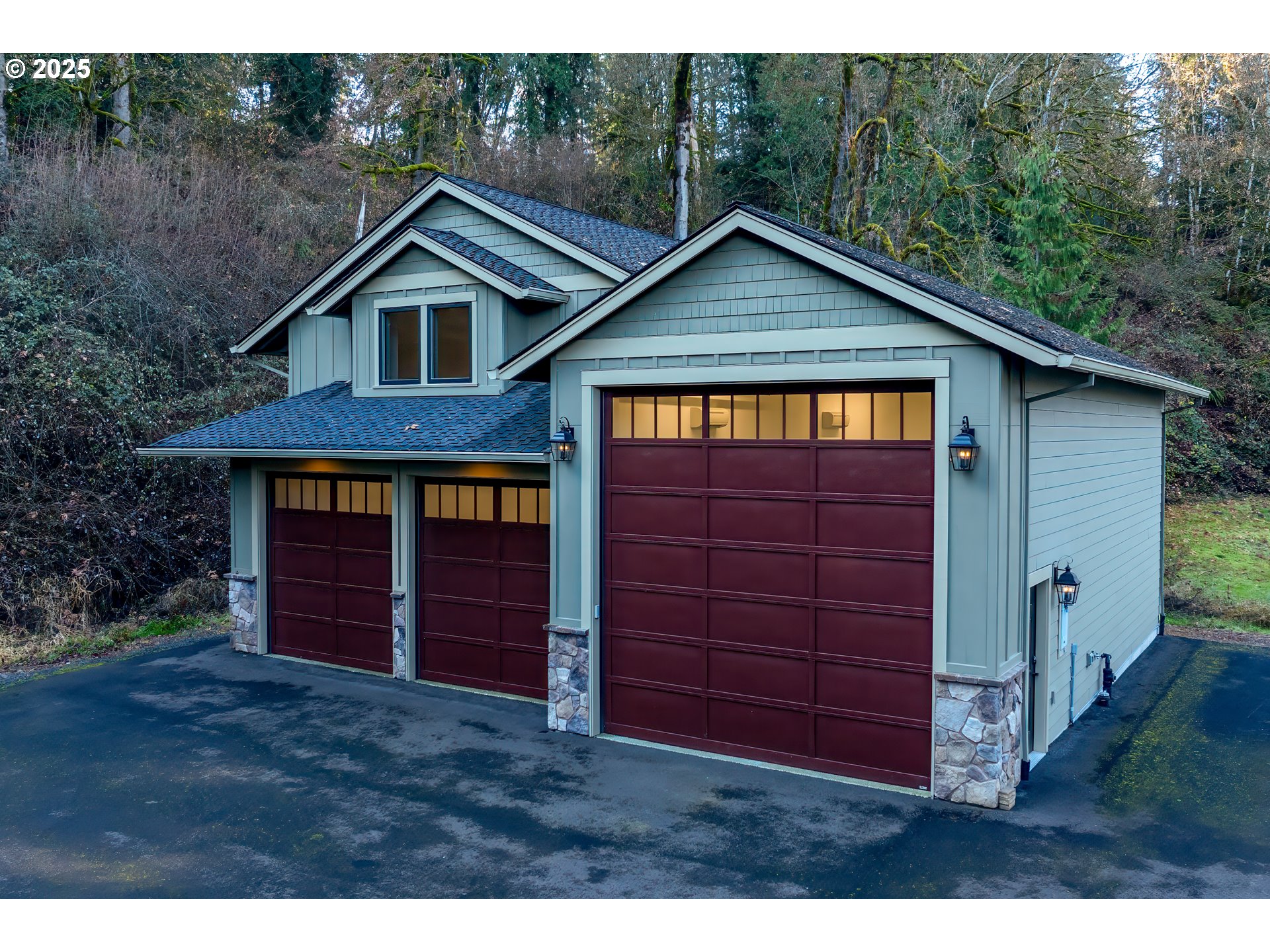 17980 S HIDDEN LAKE DR