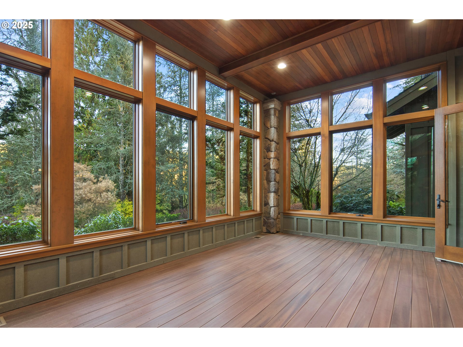 17980 S HIDDEN LAKE DR
