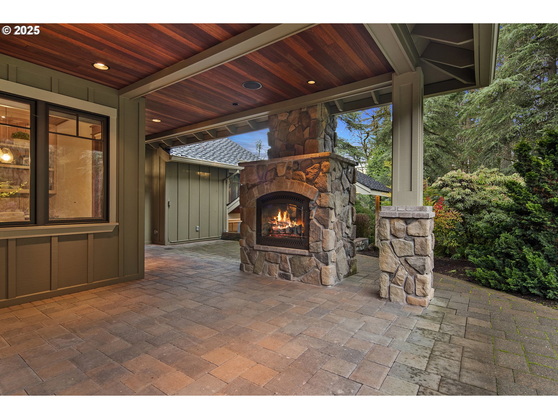17980 S HIDDEN LAKE DR