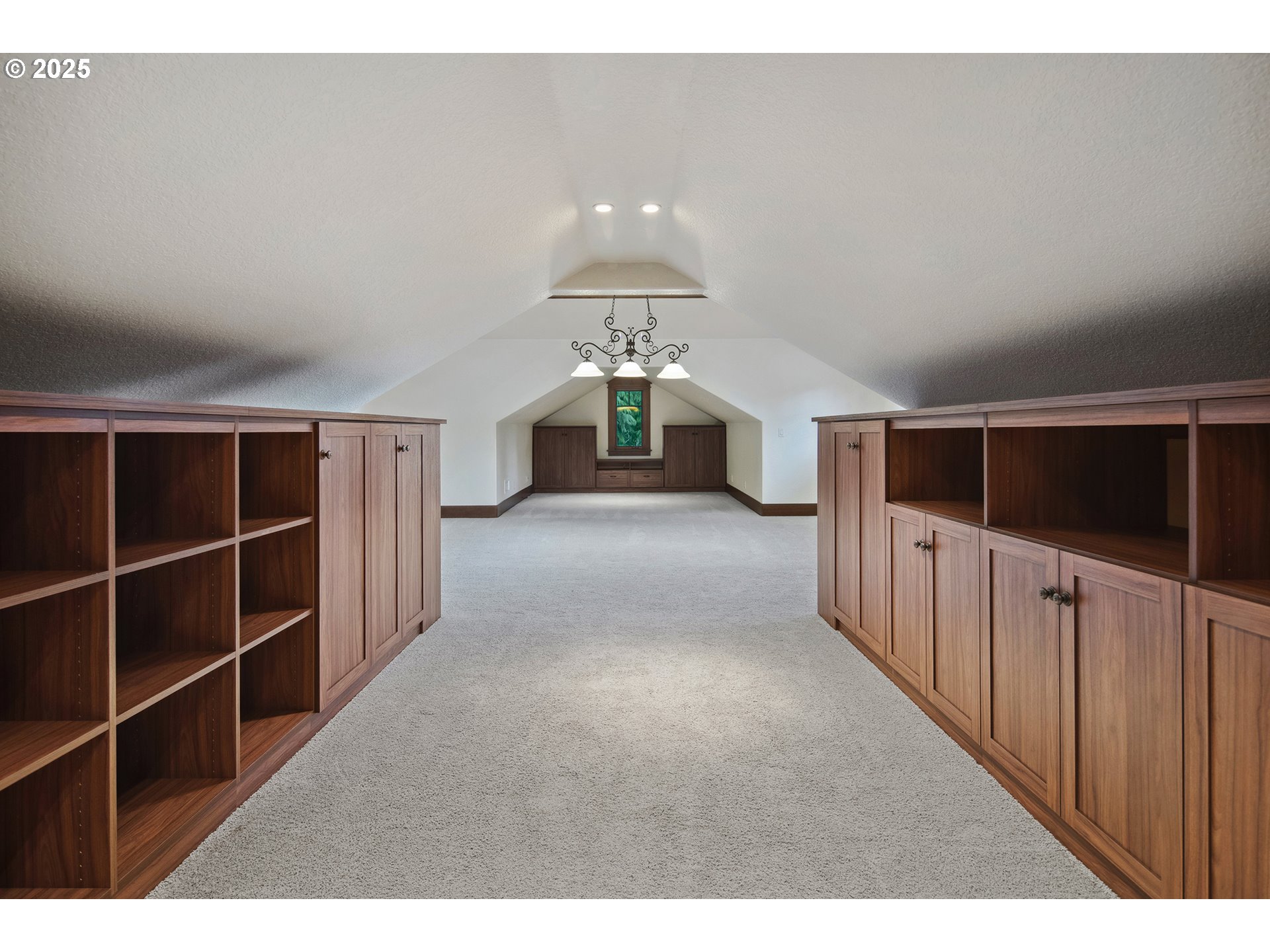 17980 S HIDDEN LAKE DR