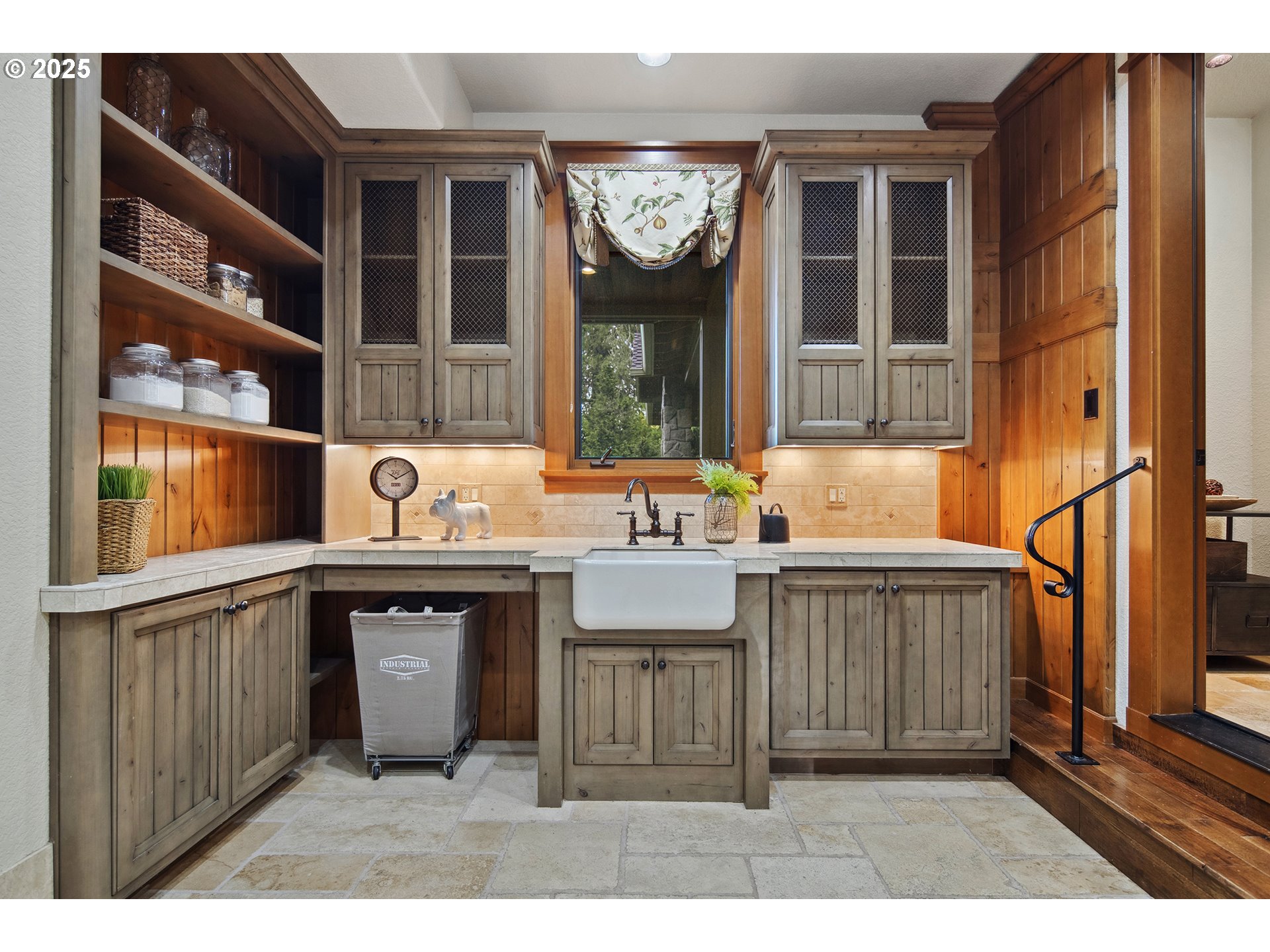 17980 S HIDDEN LAKE DR
