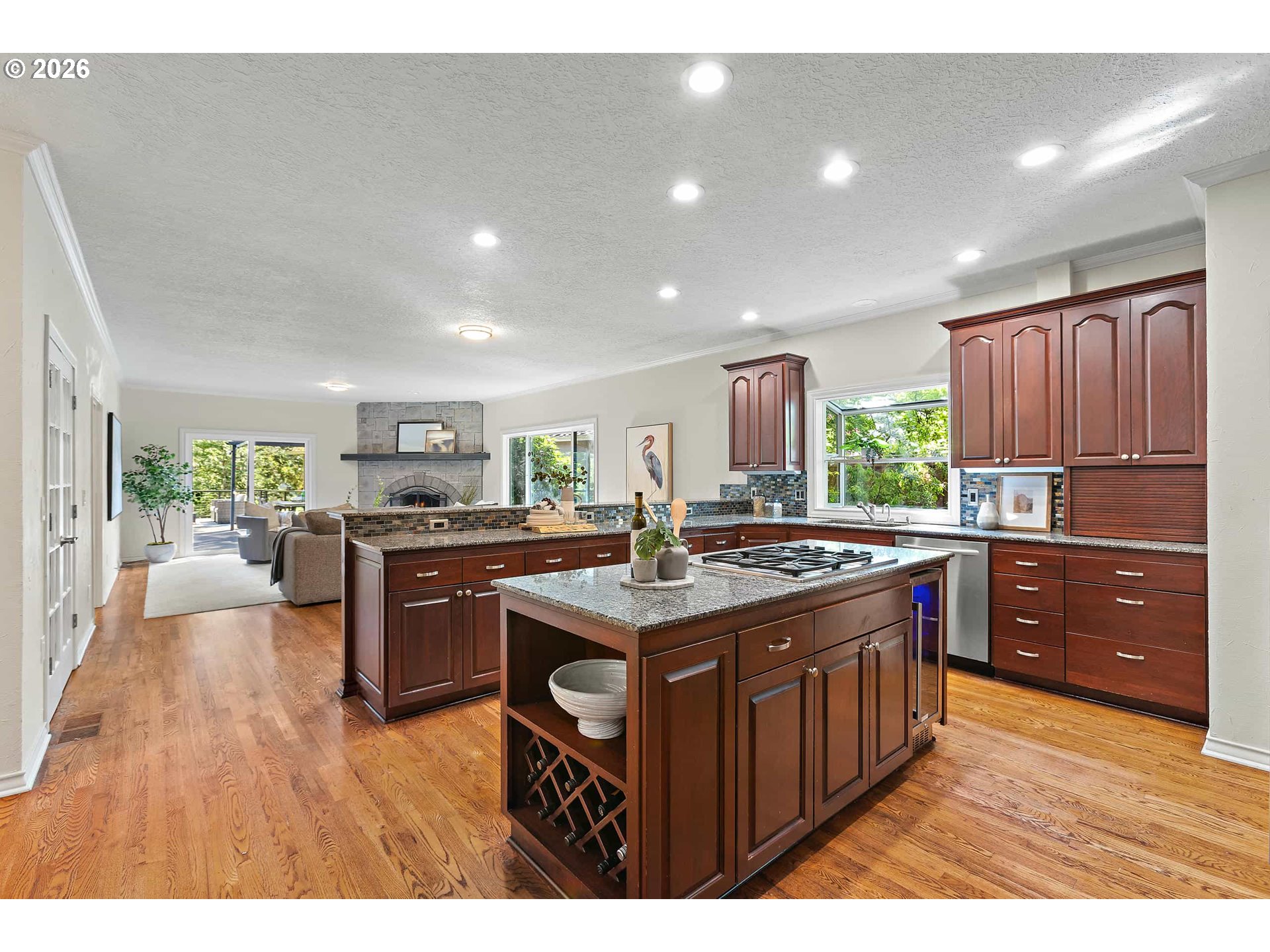 18370 RIVER EDGE LN