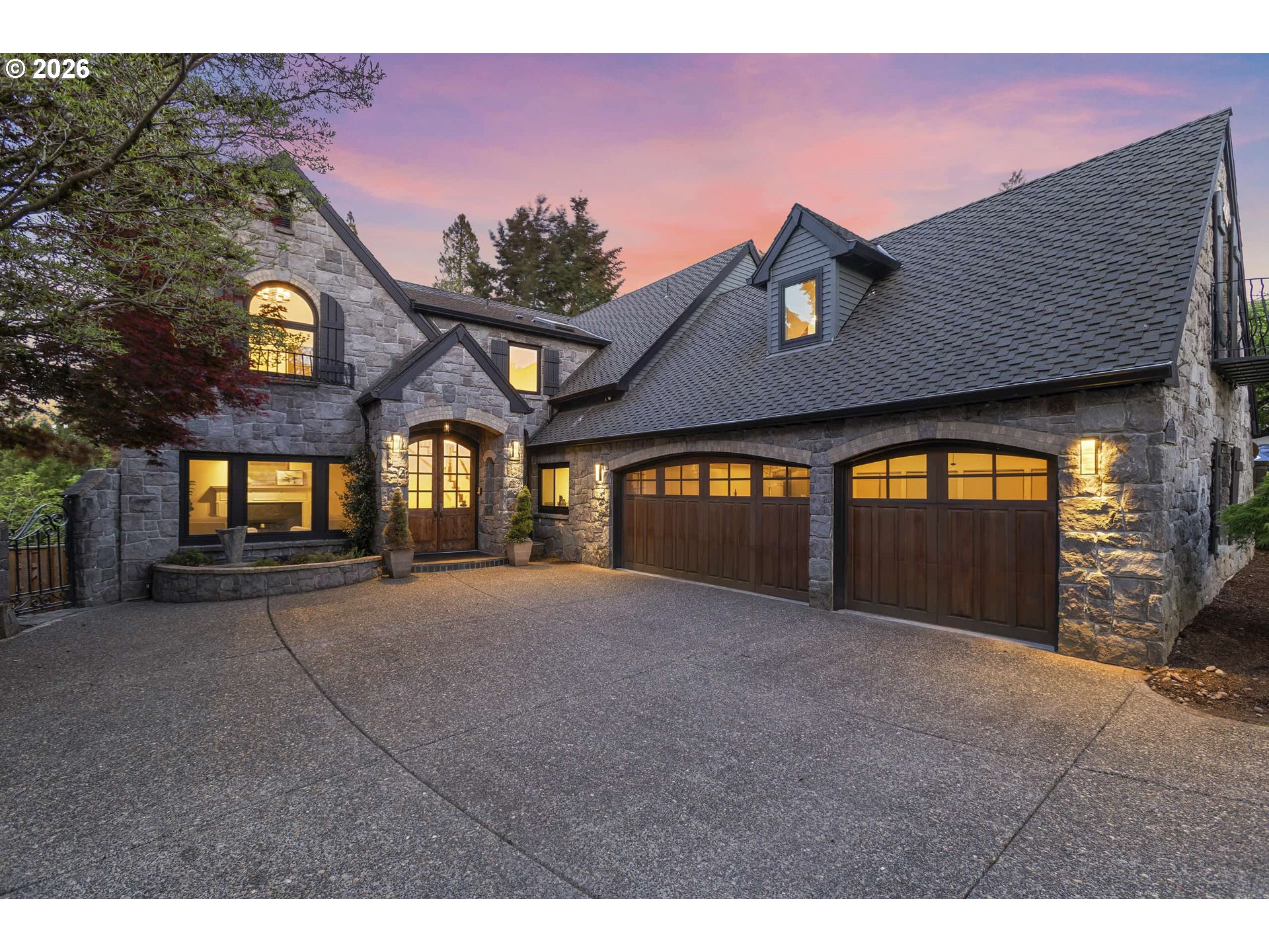 18370 RIVER EDGE LN