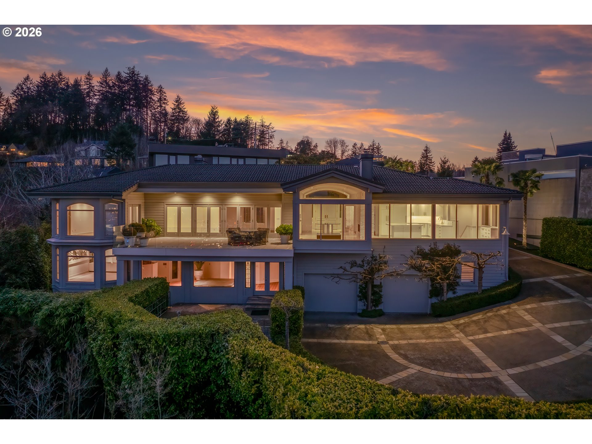 1235 SW MYRTLE CT
