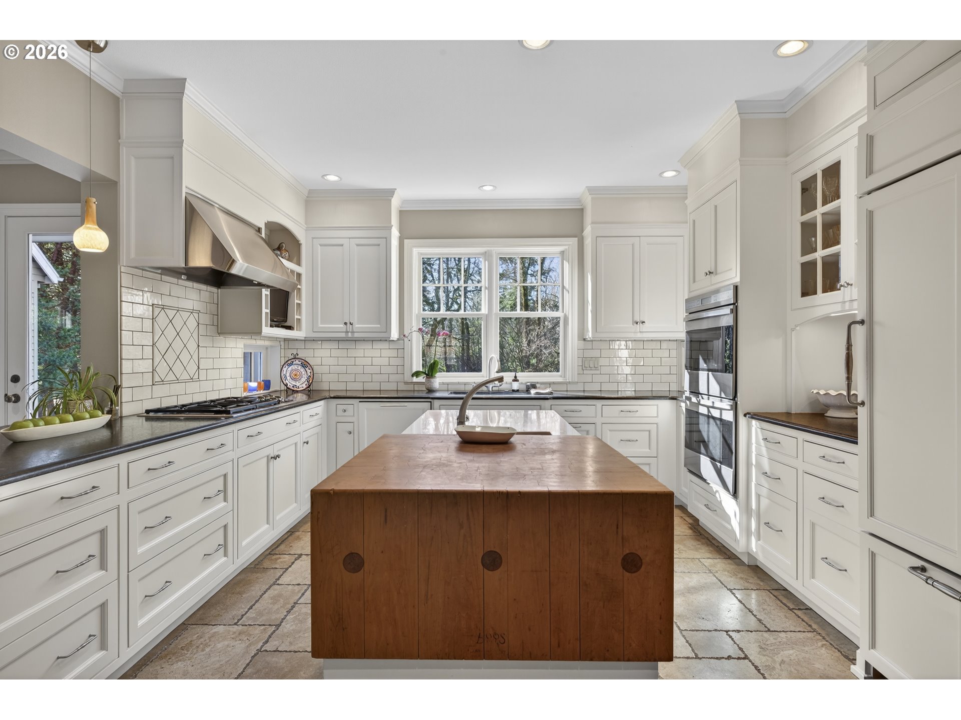 13220 S IRON MOUNTAIN BLVD