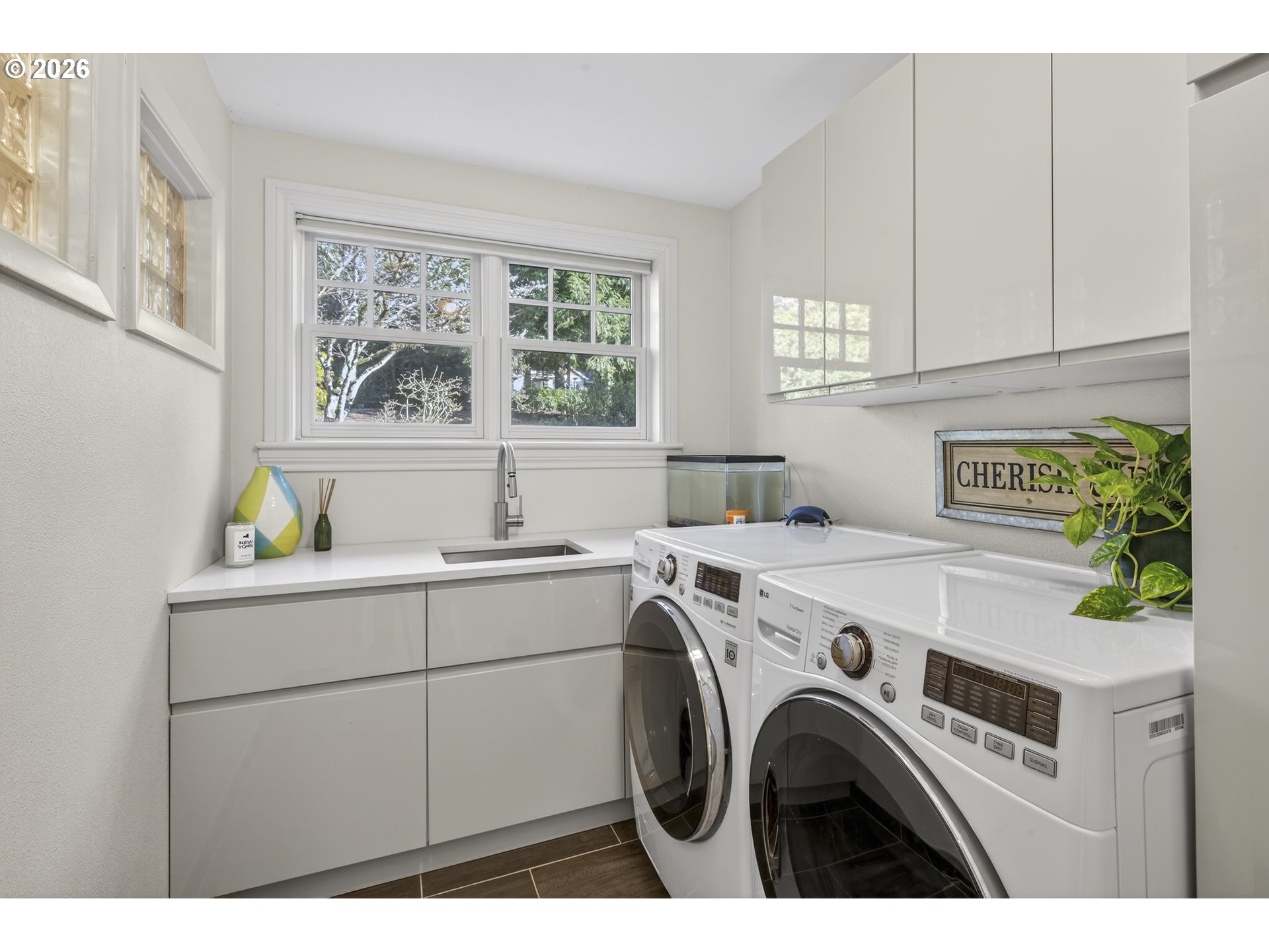 13220 S IRON MOUNTAIN BLVD