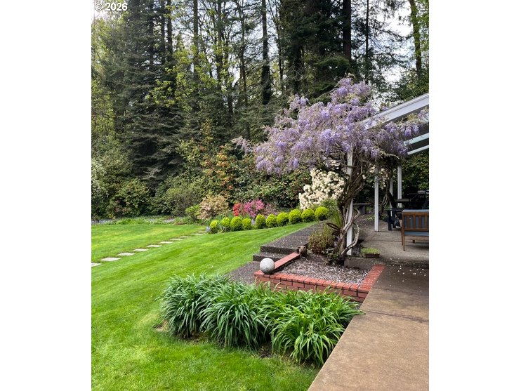 13220 S IRON MOUNTAIN BLVD