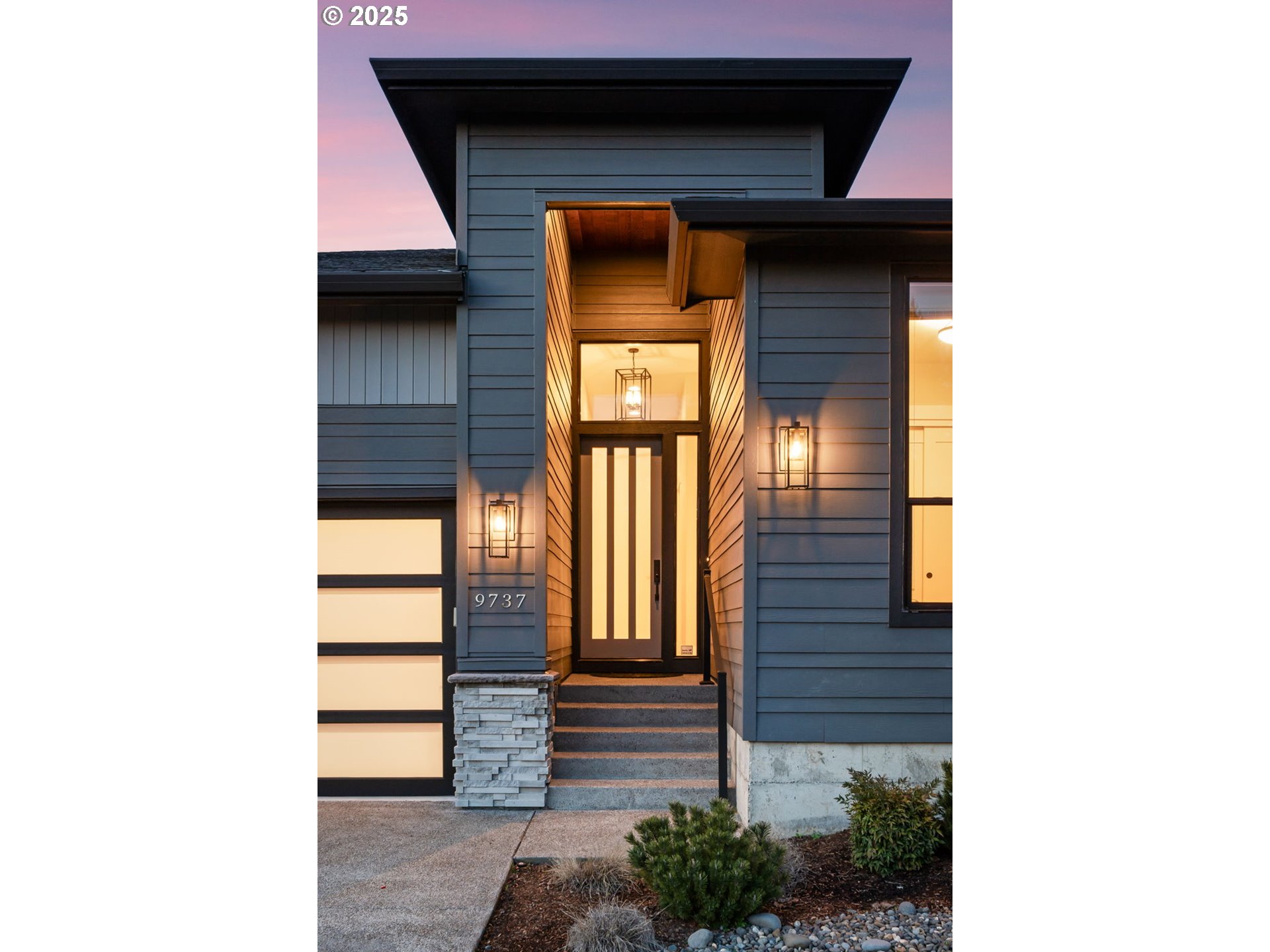 9737 SW TAYLOR ST