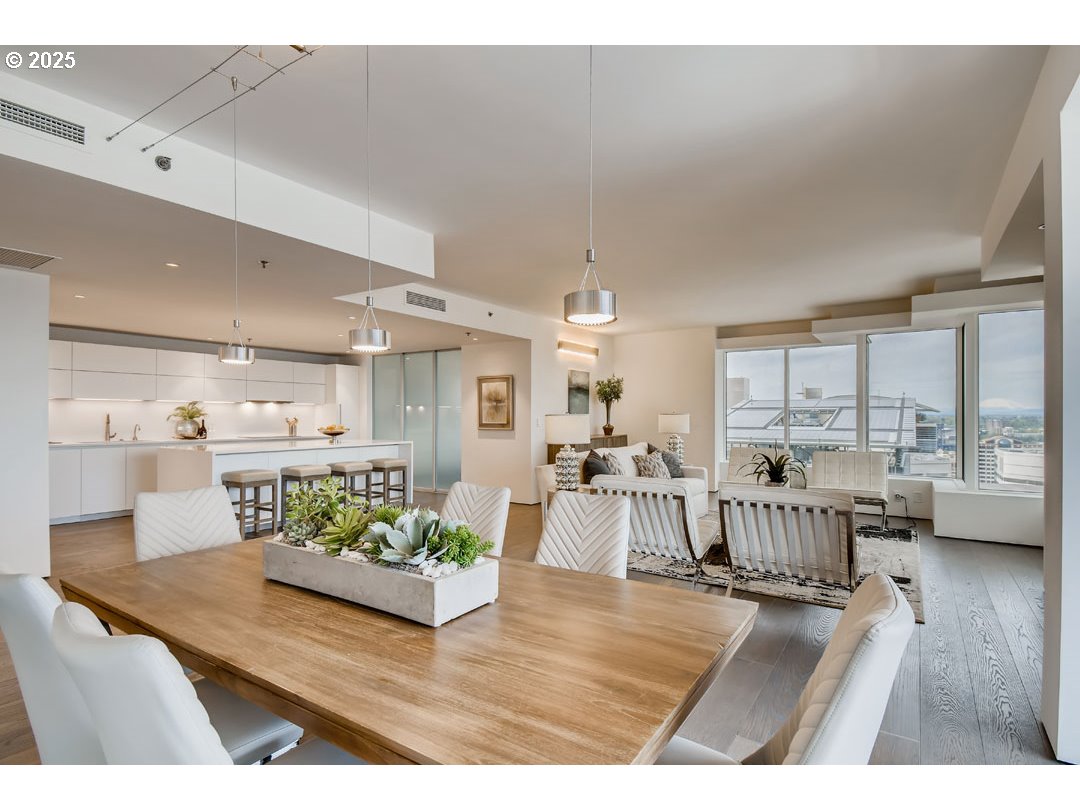 1414 SW 3RD AVE 2101