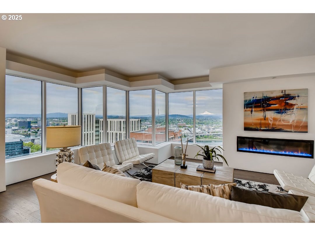 1414 SW 3RD AVE 2101