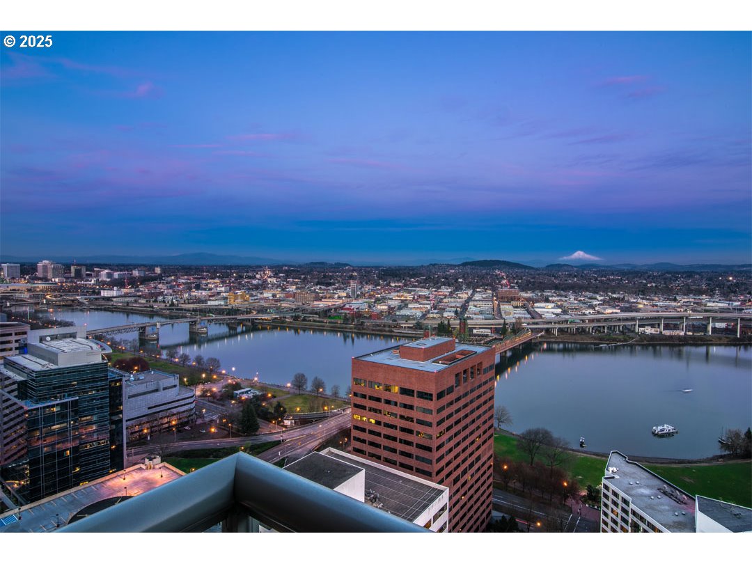 1414 SW 3RD AVE 2101