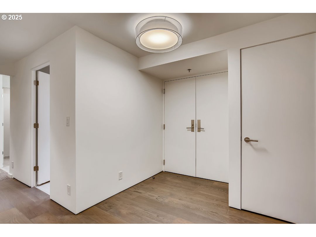 1414 SW 3RD AVE 2101