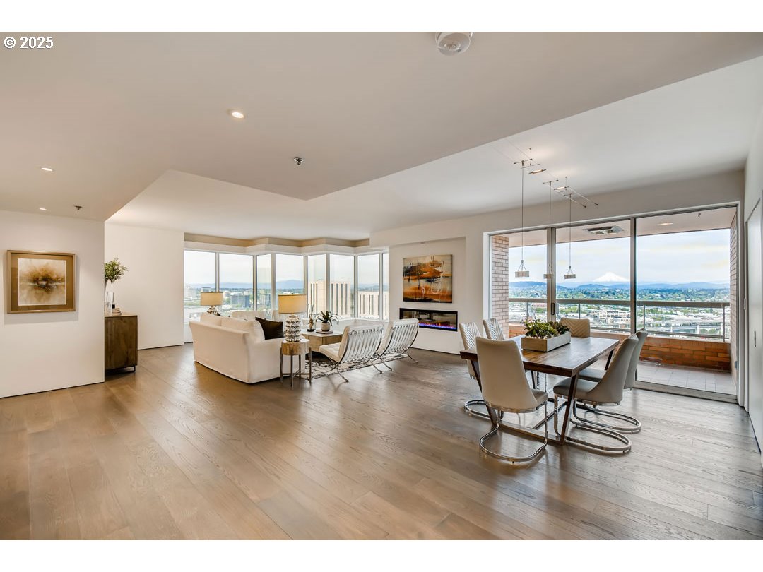 1414 SW 3RD AVE 2101