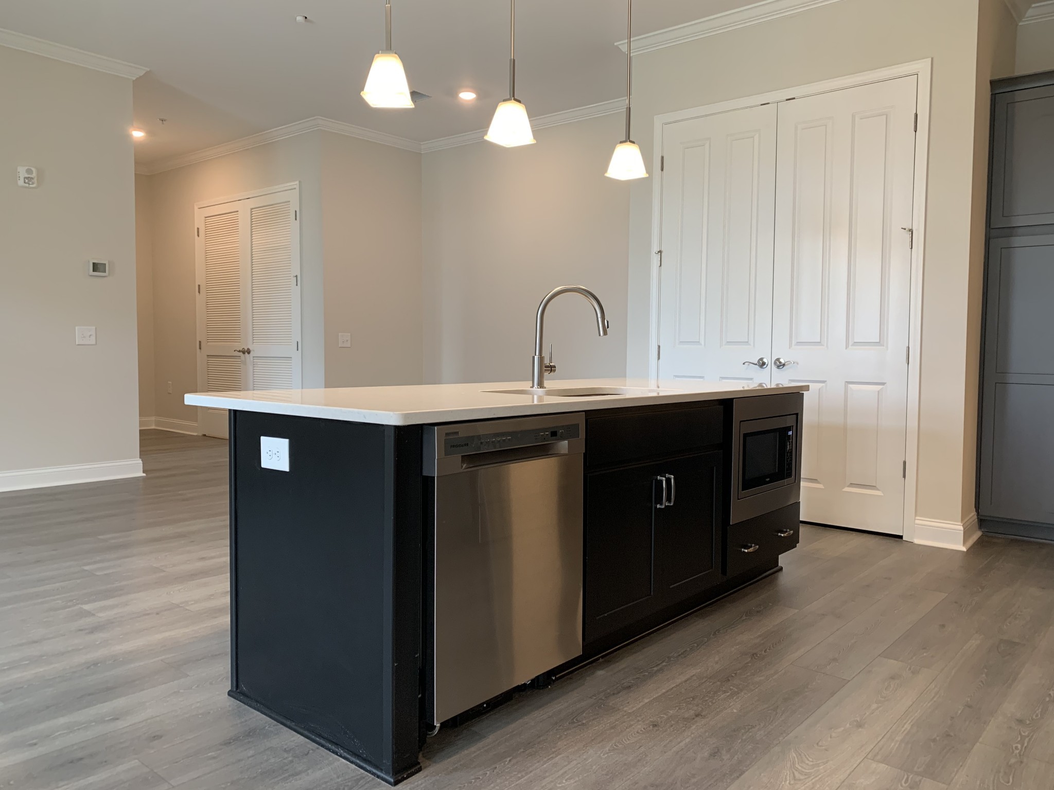 2089 Branford Place Unit: 102