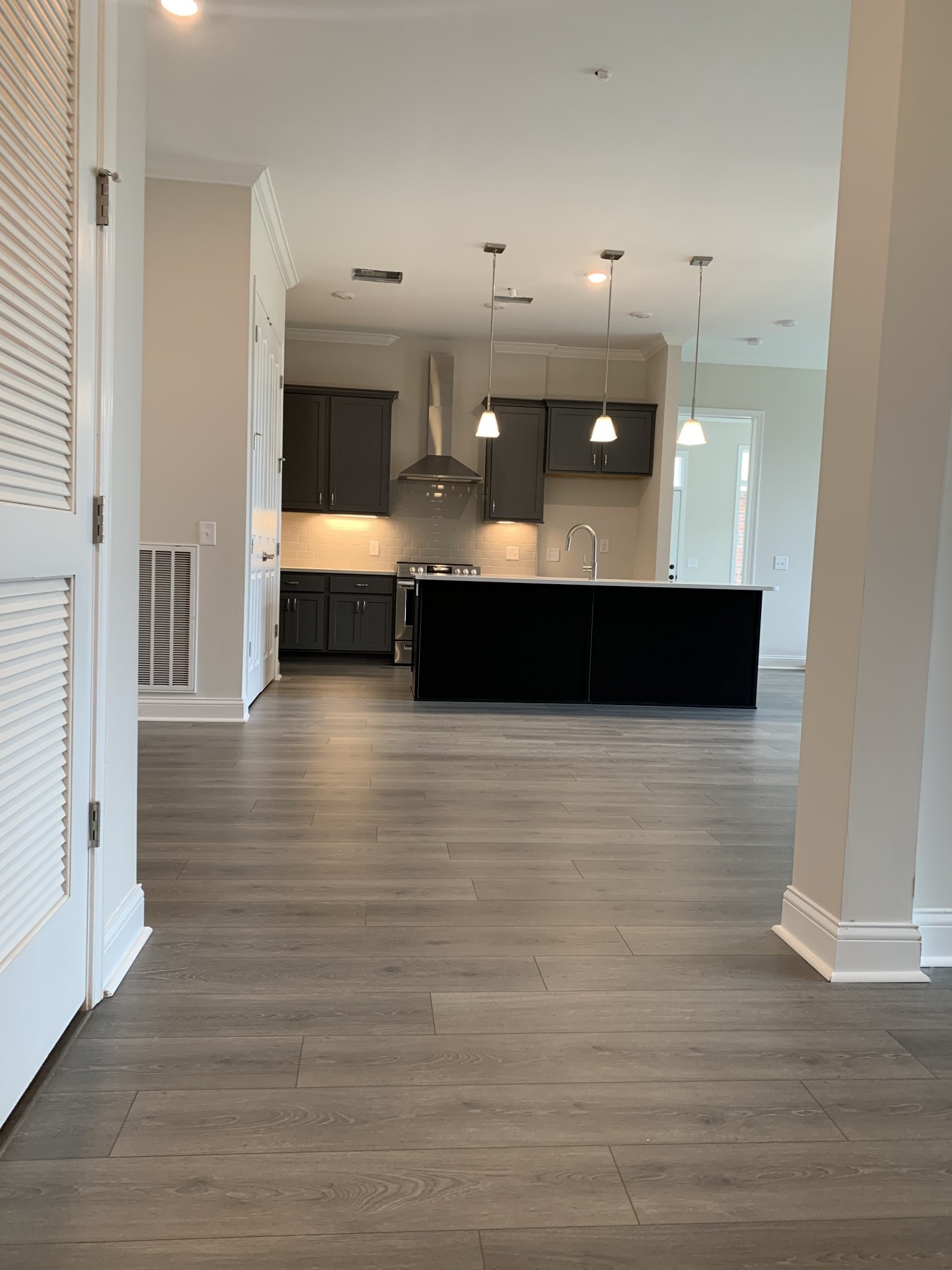 2089 Branford Place Unit: 102