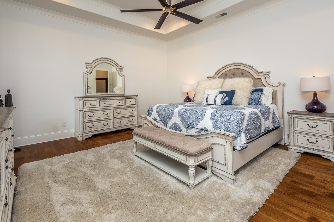 12685 Stella Blue Cv