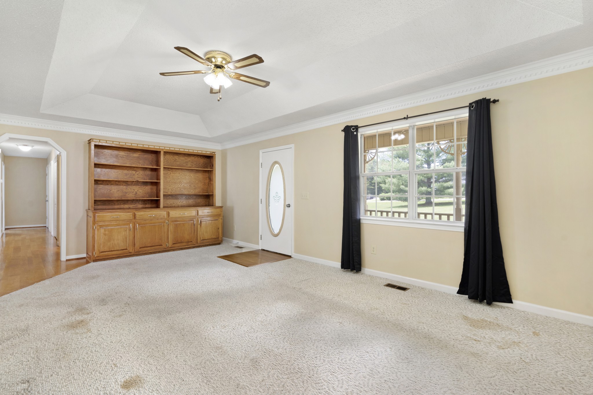 617 Point of View Dr