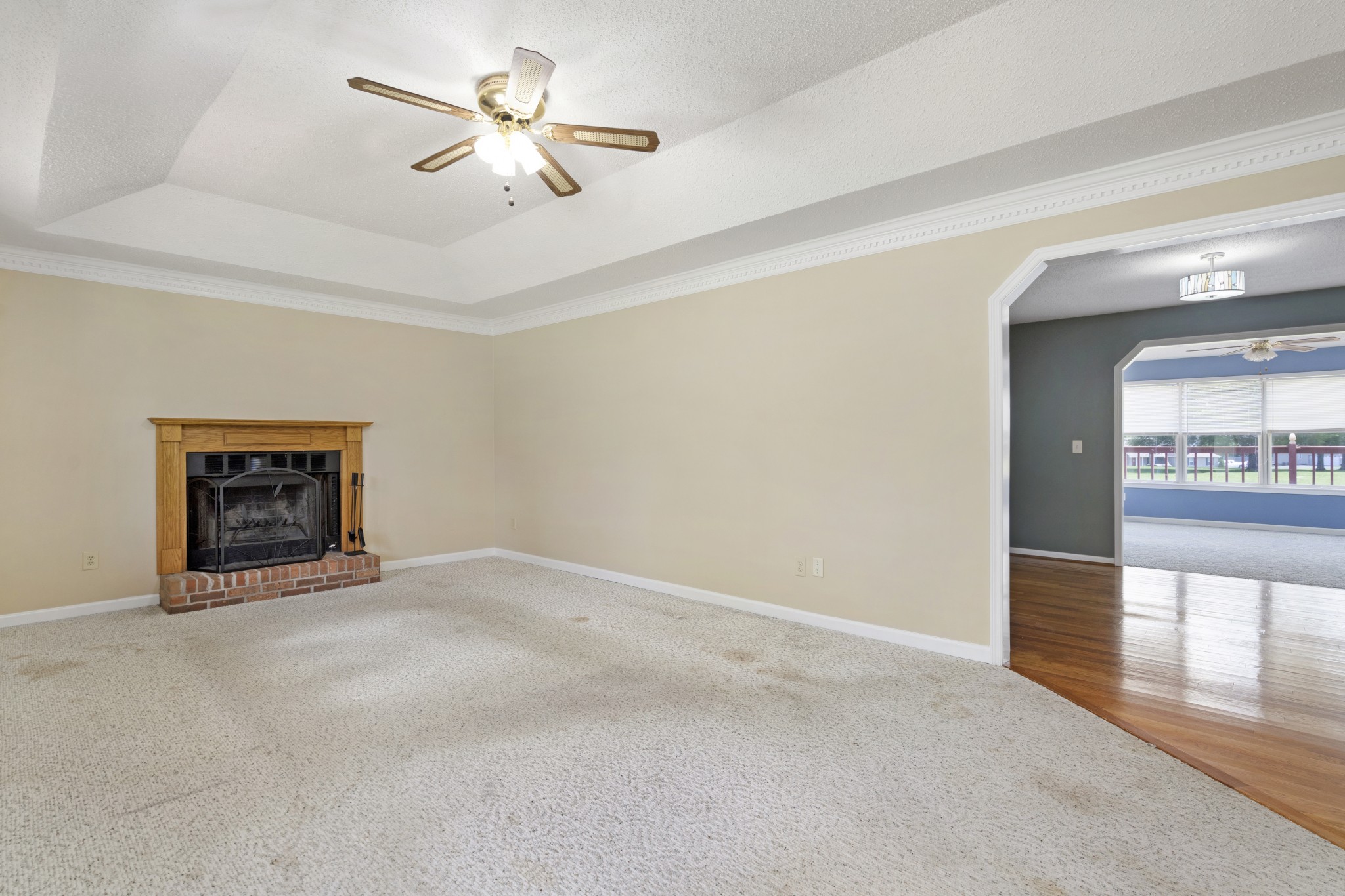 617 Point of View Dr