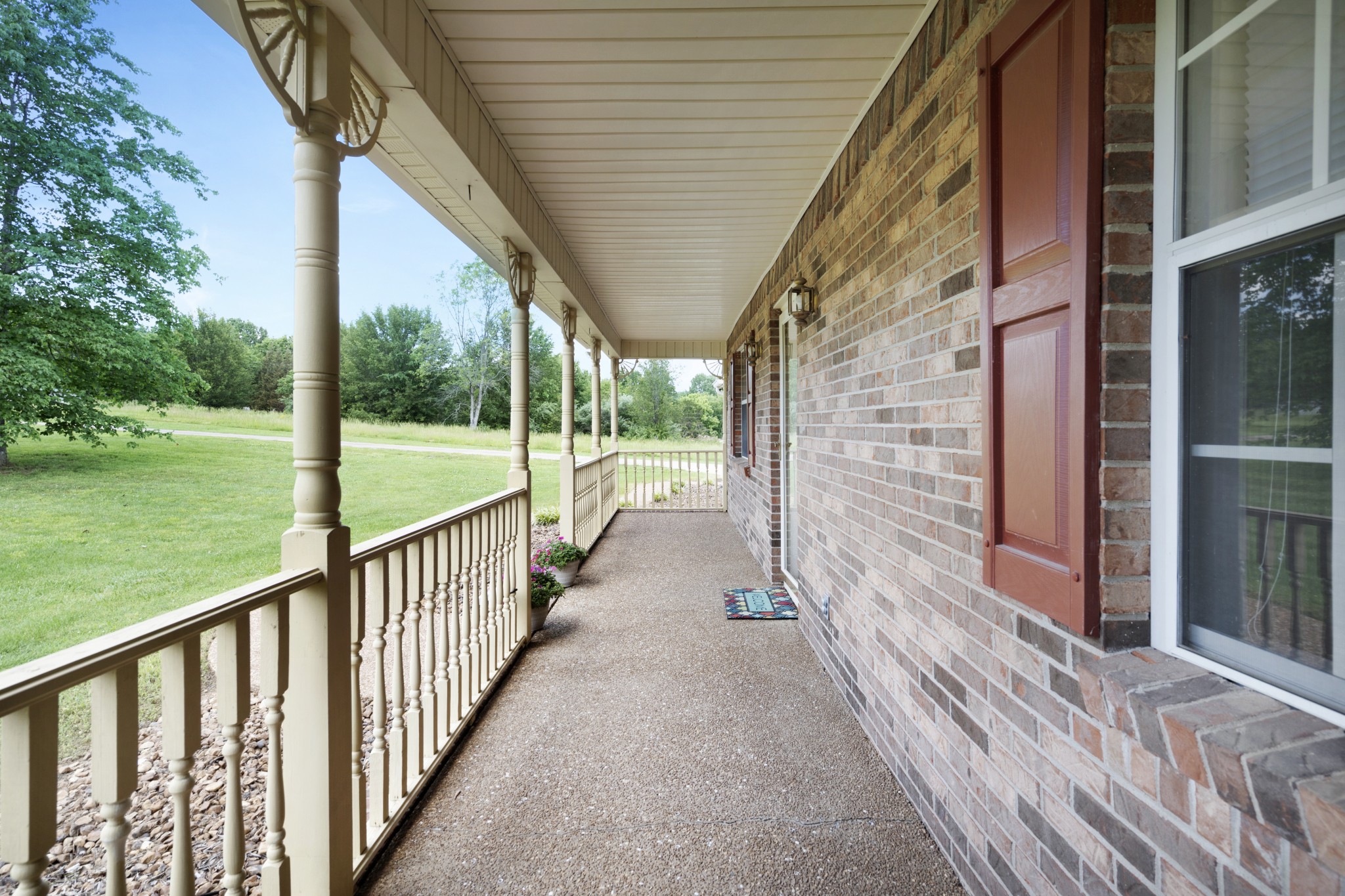 617 Point of View Dr