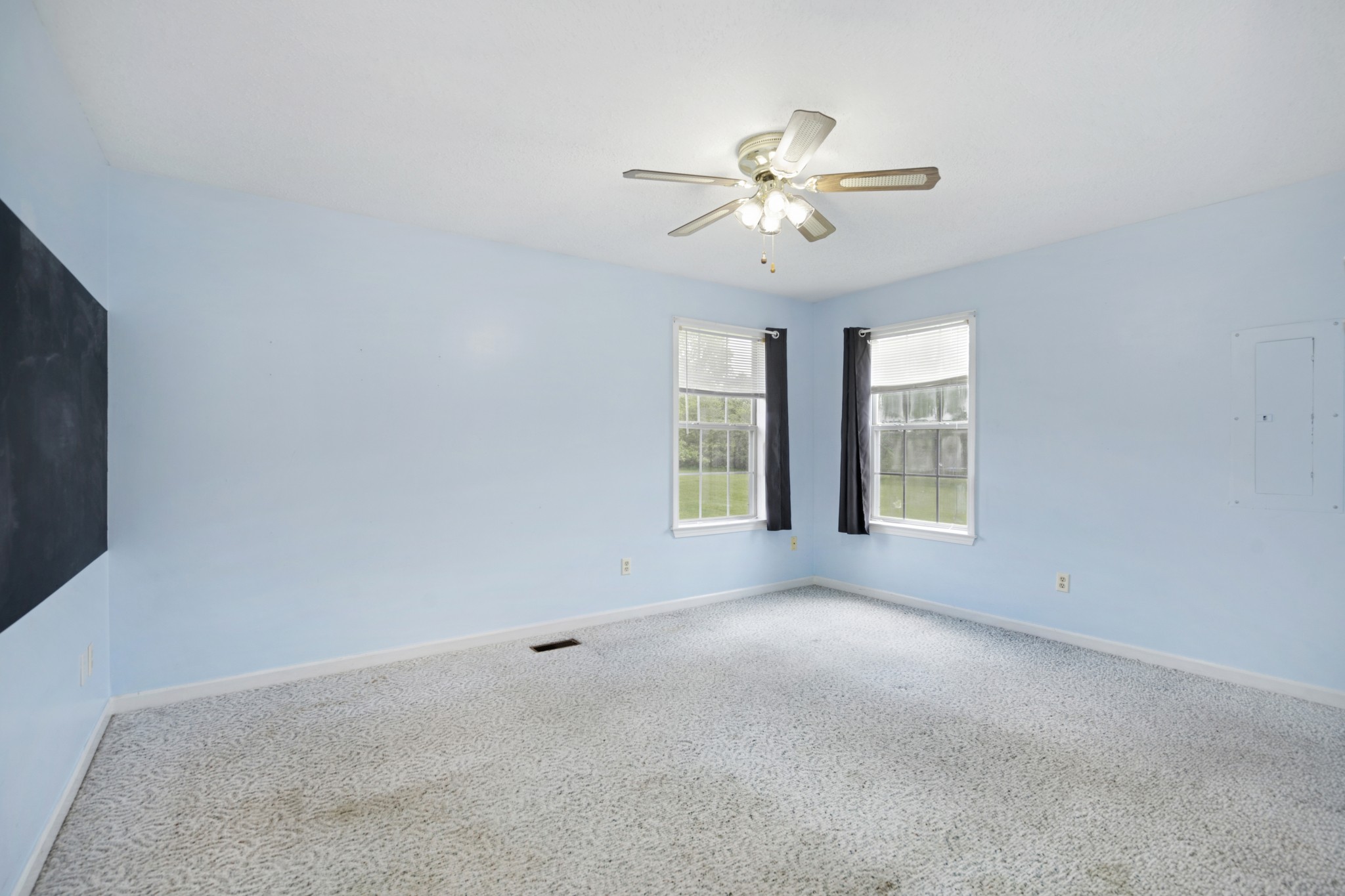 617 Point of View Dr