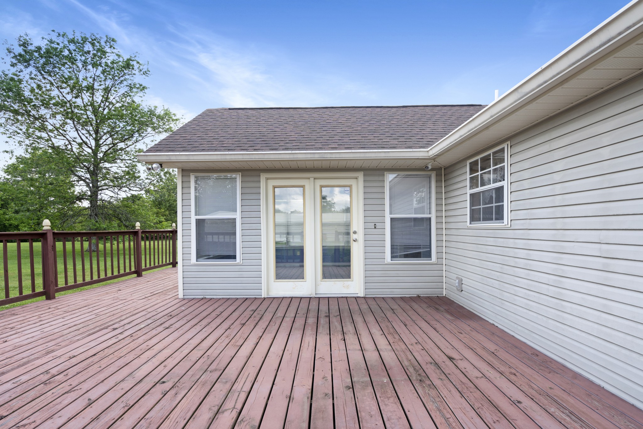 617 Point of View Dr