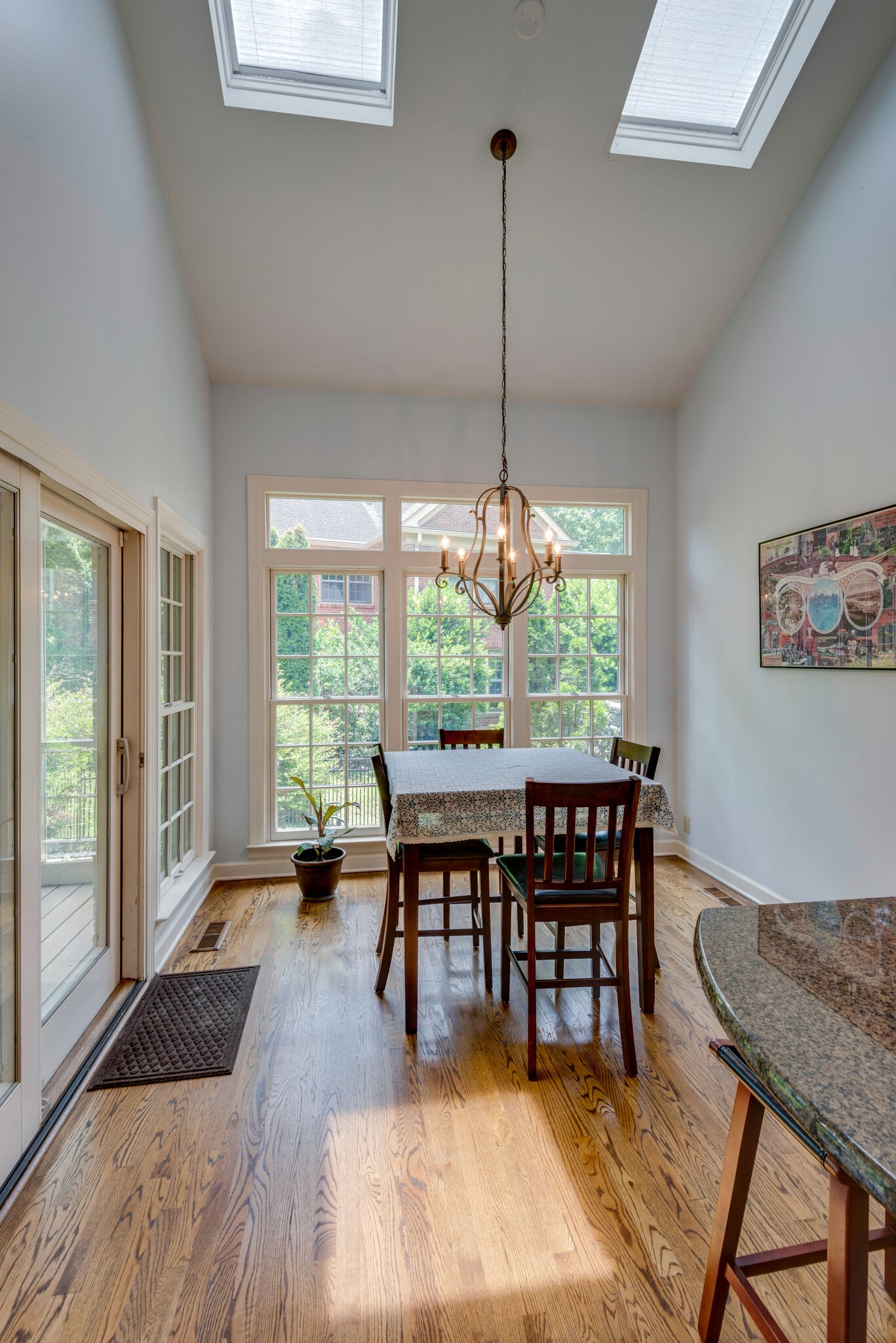 6306 Chickering Woods Dr