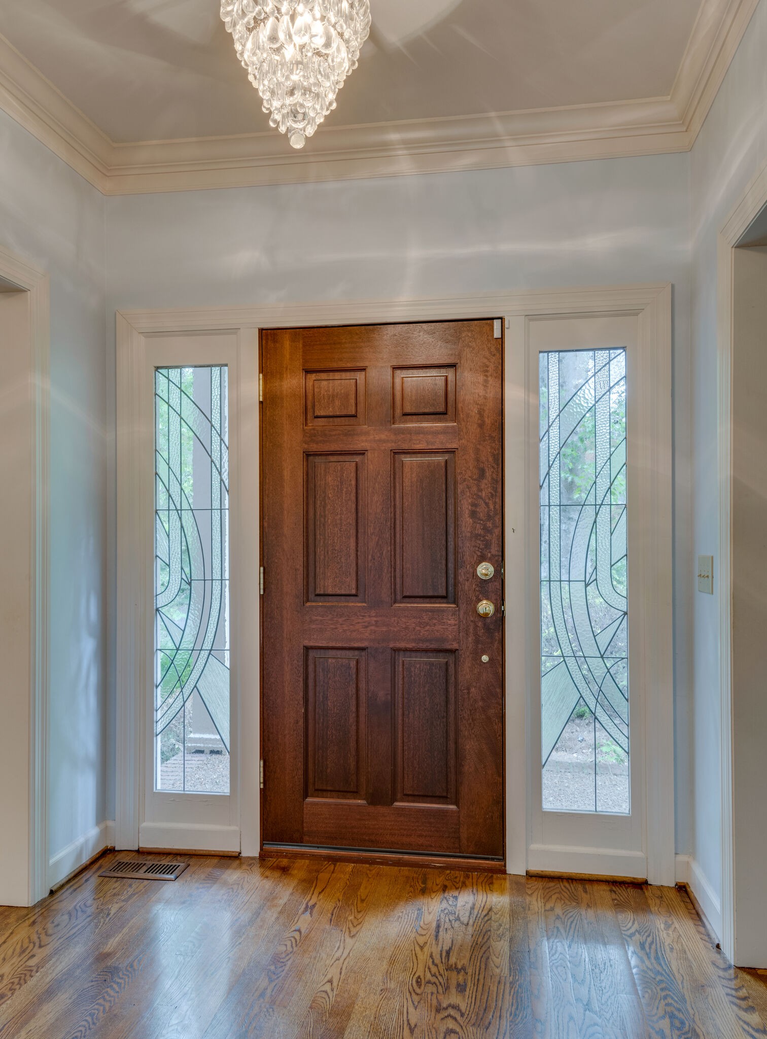 6306 Chickering Woods Dr