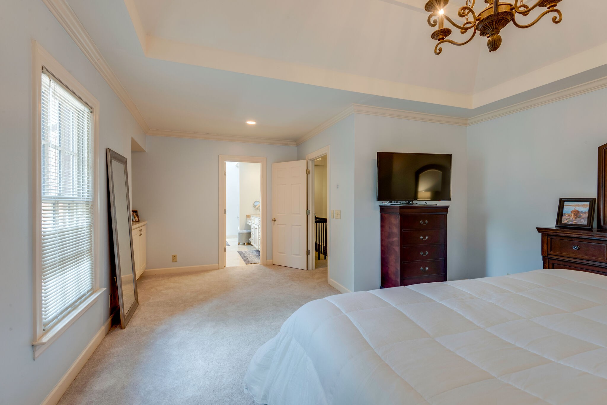 6306 Chickering Woods Dr