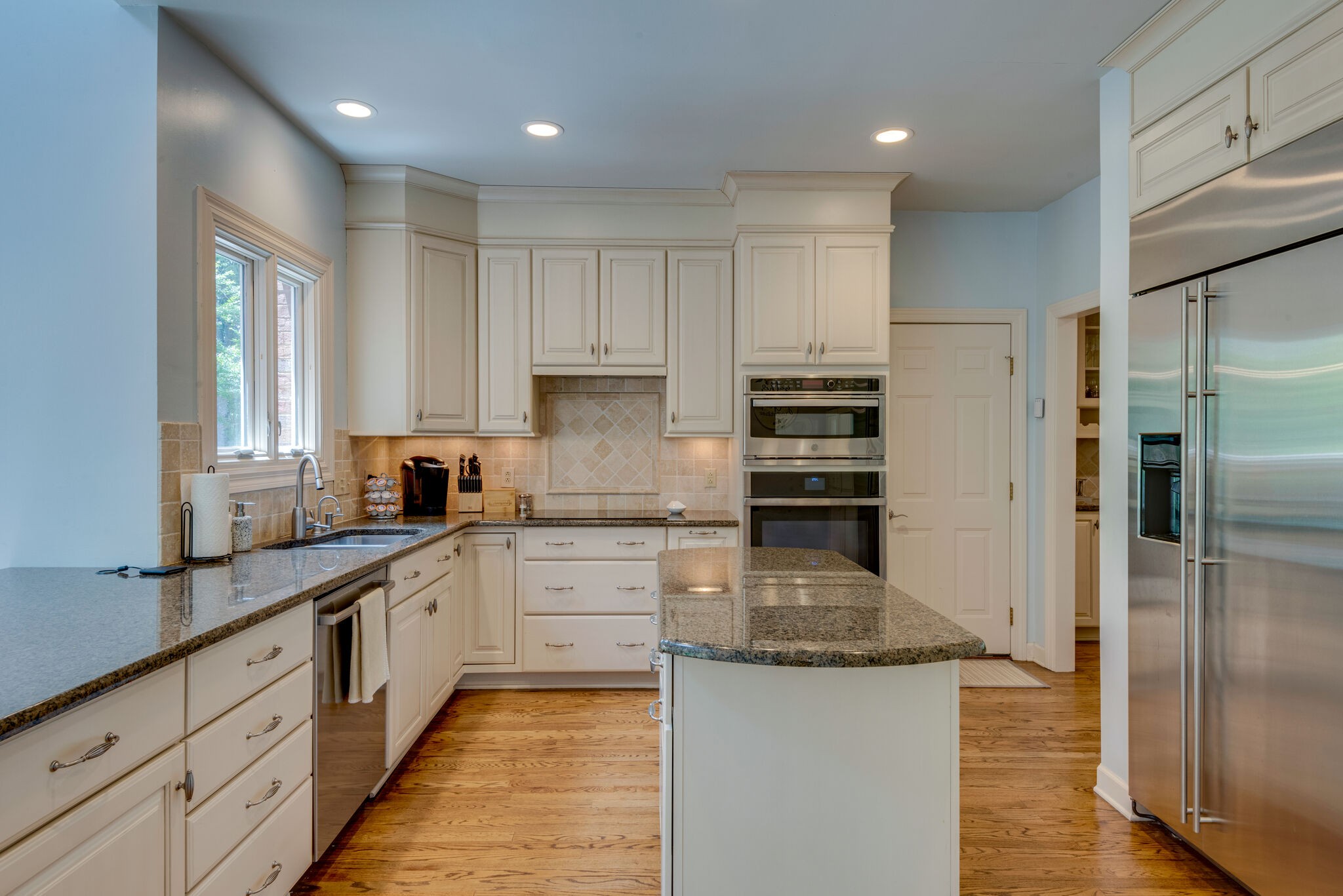 6306 Chickering Woods Dr